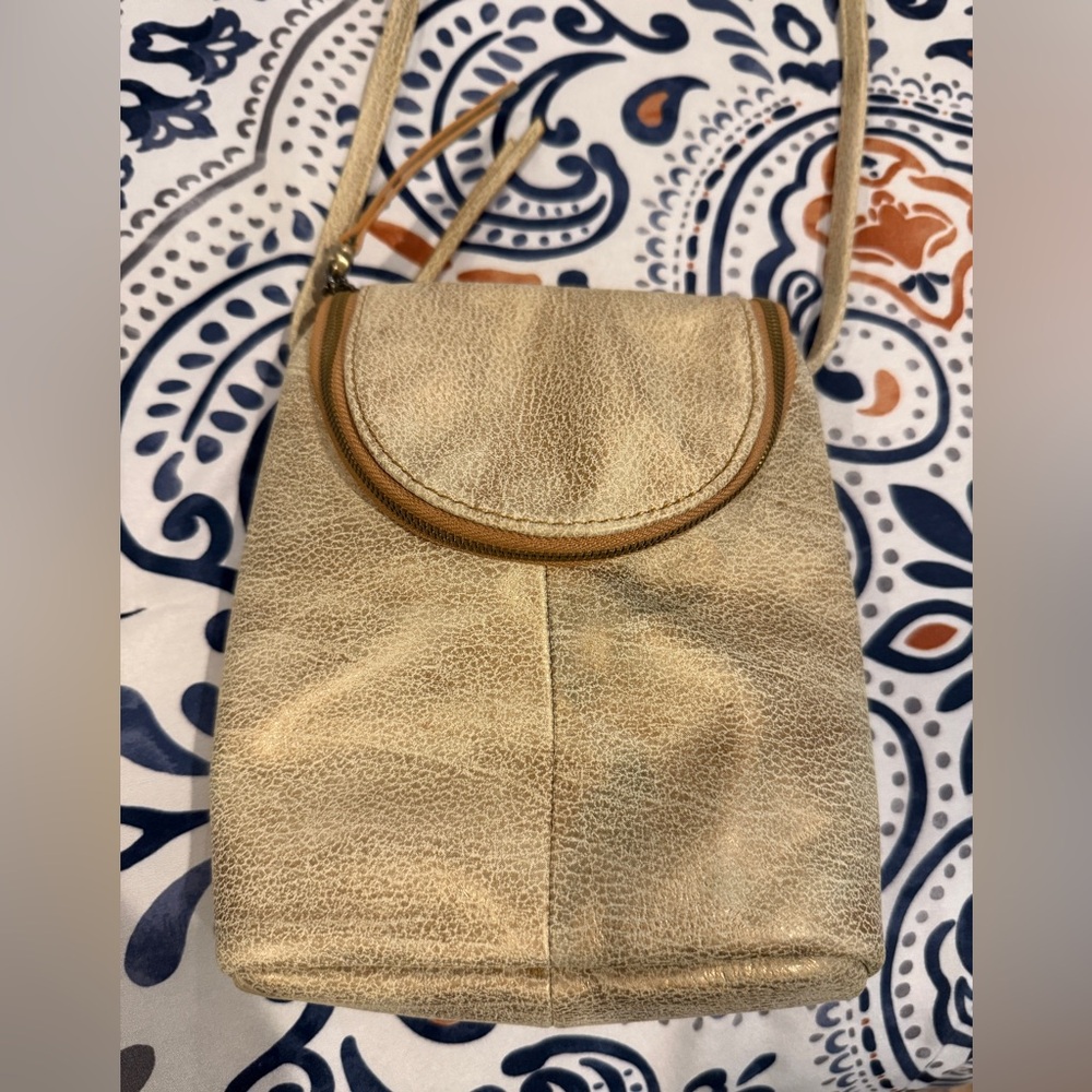 Hobo Fern crossbody bag - used one time - perfect condition